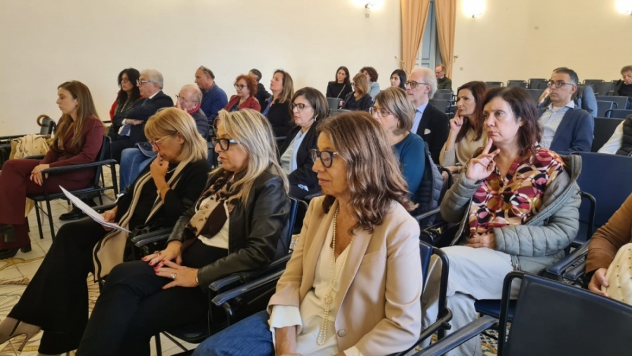 Firmato l'accordo di programma fra i 9 Comuni del Distretto D13 e l’Asp di Catania “per la progettazione e lo sviluppo del sistema integrato locale  dei servizi socio-sanitari” 